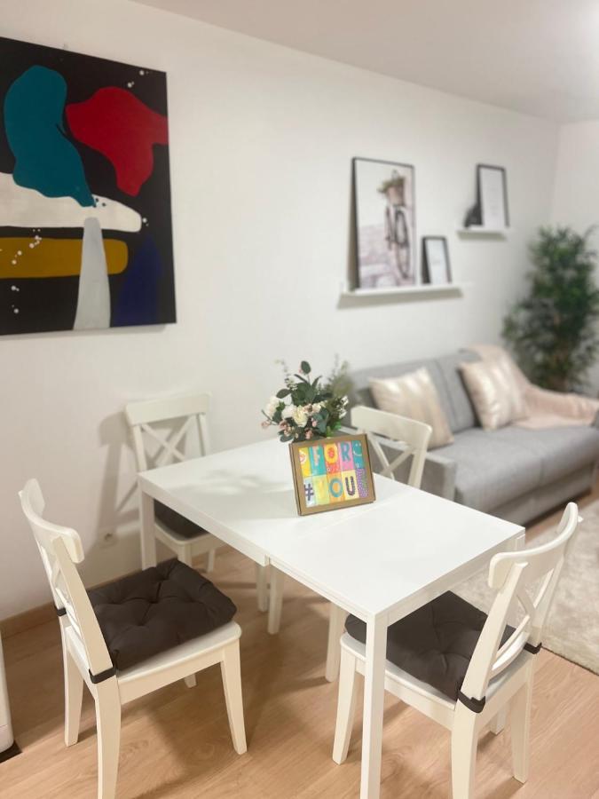 Very Quiet Apartment With Balcony Saint-Denis  Exterior photo